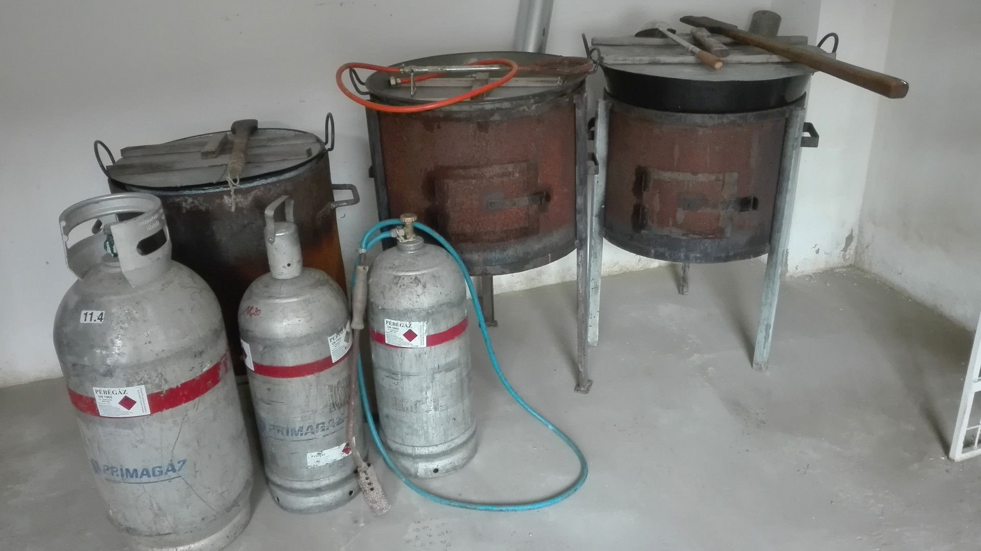 Üst + üstház kölcsönzés termék fő termékképe